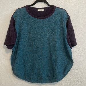 Margaret Winters Color Block Curved Hem Cotton Short Sleeve Top